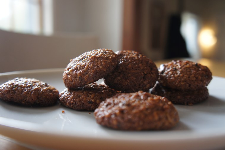 almond coconut cookies