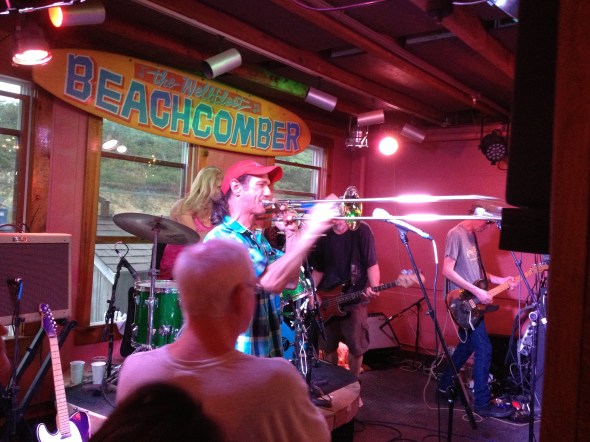 Sunday Night Locals Night at the Beachcomber